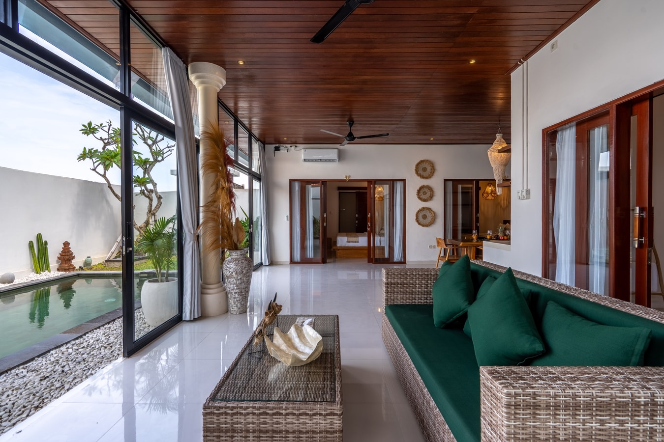 3BR Seseh Villa | Pool & Garden Views, Near Beach in Canggu, Bali — image 3