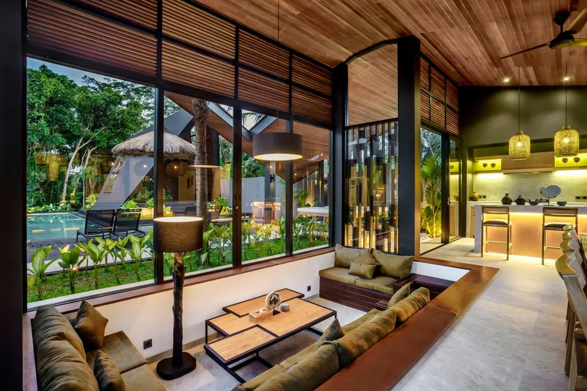 5 BR Designer Tropical Garden Villa Ubud — 5BR Villa Rental in Ubud — image 3