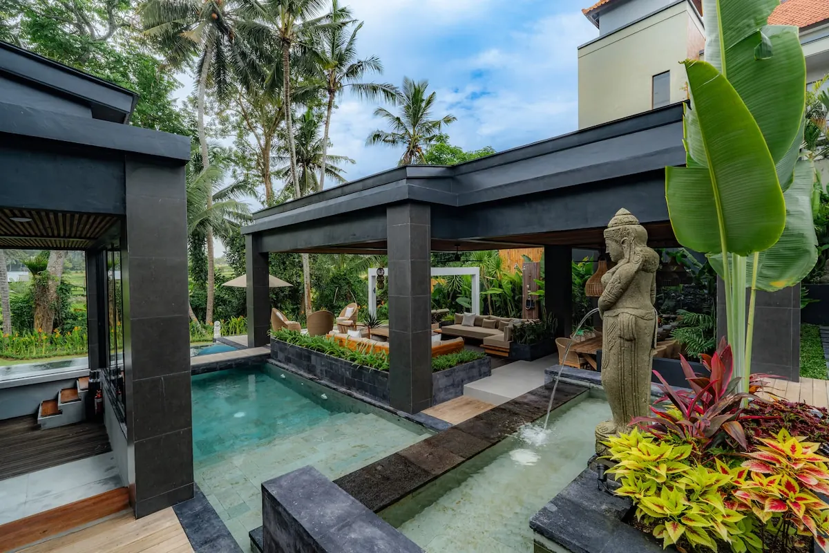 3 BR Tropical-Modern Tropical Garden Retreat Ubud — 3BR Villa Rental in Ubud — image 3
