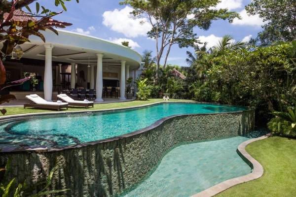 The Iman Villa 3262 in canggu — image 16