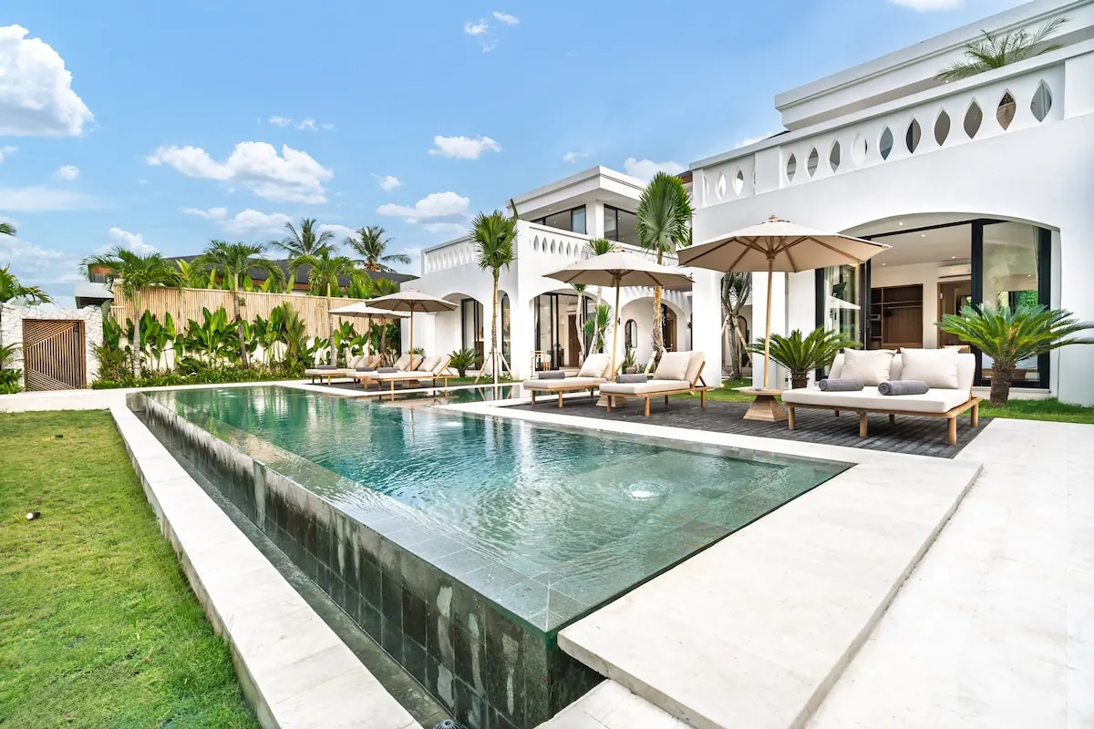 5 BR White Mediterranean Villa Ubud — 5BR Villa Rental in Ubud — image 11