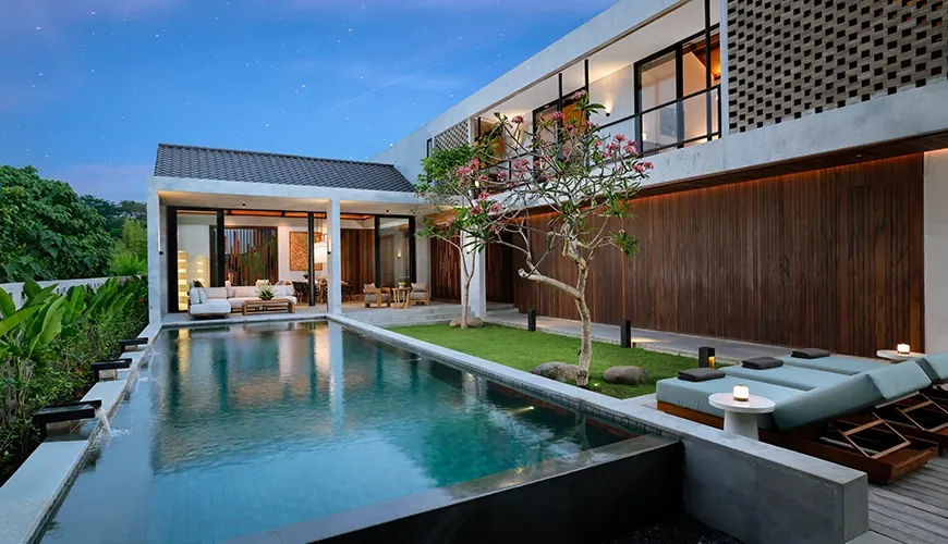 7 BR Tropical-Modern Gym Villa Canggu — 7BR Villa Rental in Canggu