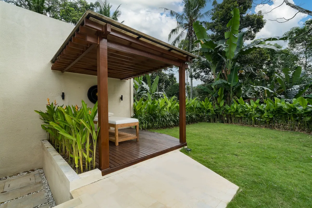 6 BR Tropical-Modern Infinity-Pool Villa Ubud — 6BR Villa Rental in Ubud — image 9