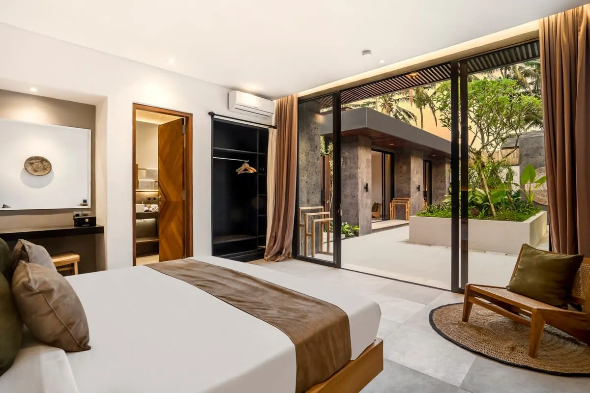 10 BR Rice-Field Tropical-Modern Estate Ubud — 10BR Estate Rental in Ubud — image 5