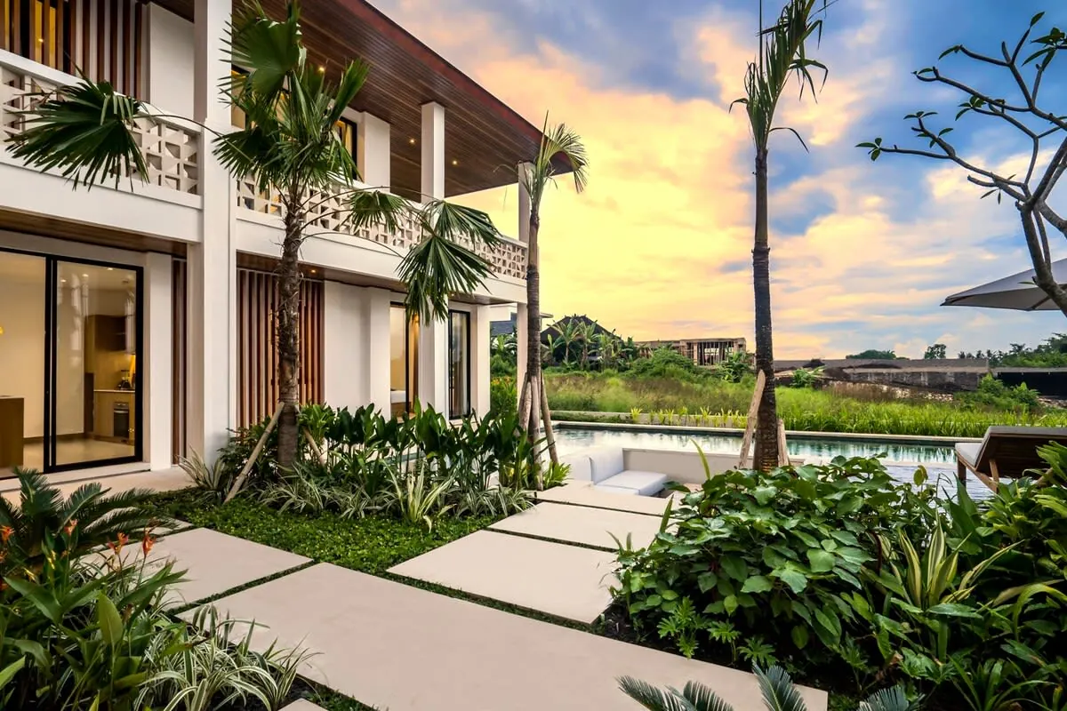 4 BR Tropical-Modern Designer Villa Canggu — 4BR Villa Rental in Canggu — image 5