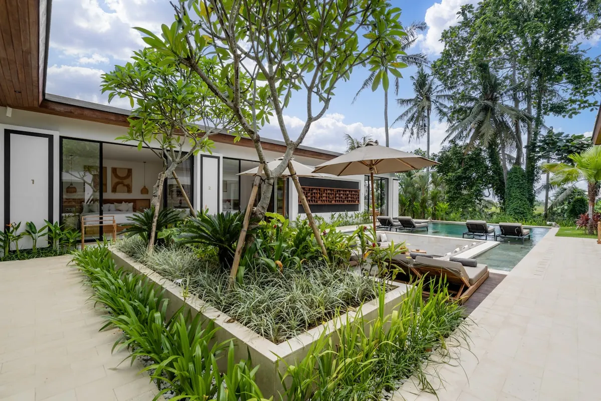 5 BR Contemporary Pool Residence Ubud — 5BR Residence Rental in Ubud — image 10