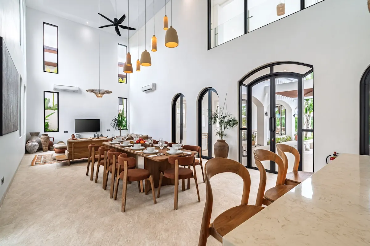 5 BR White Mediterranean Villa Ubud — 5BR Villa Rental in Ubud — image 15
