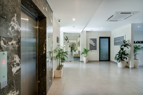 SB 212 - 1BR Pool Suite, Near Batu Belig Beach - Canggu, Bali — image 18