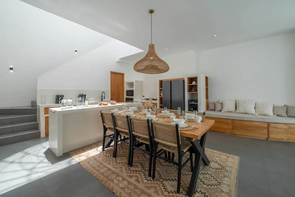 5 BR Mediterranean Rooftop Villa Canggu — 5BR Villa Rental in Canggu — image 16