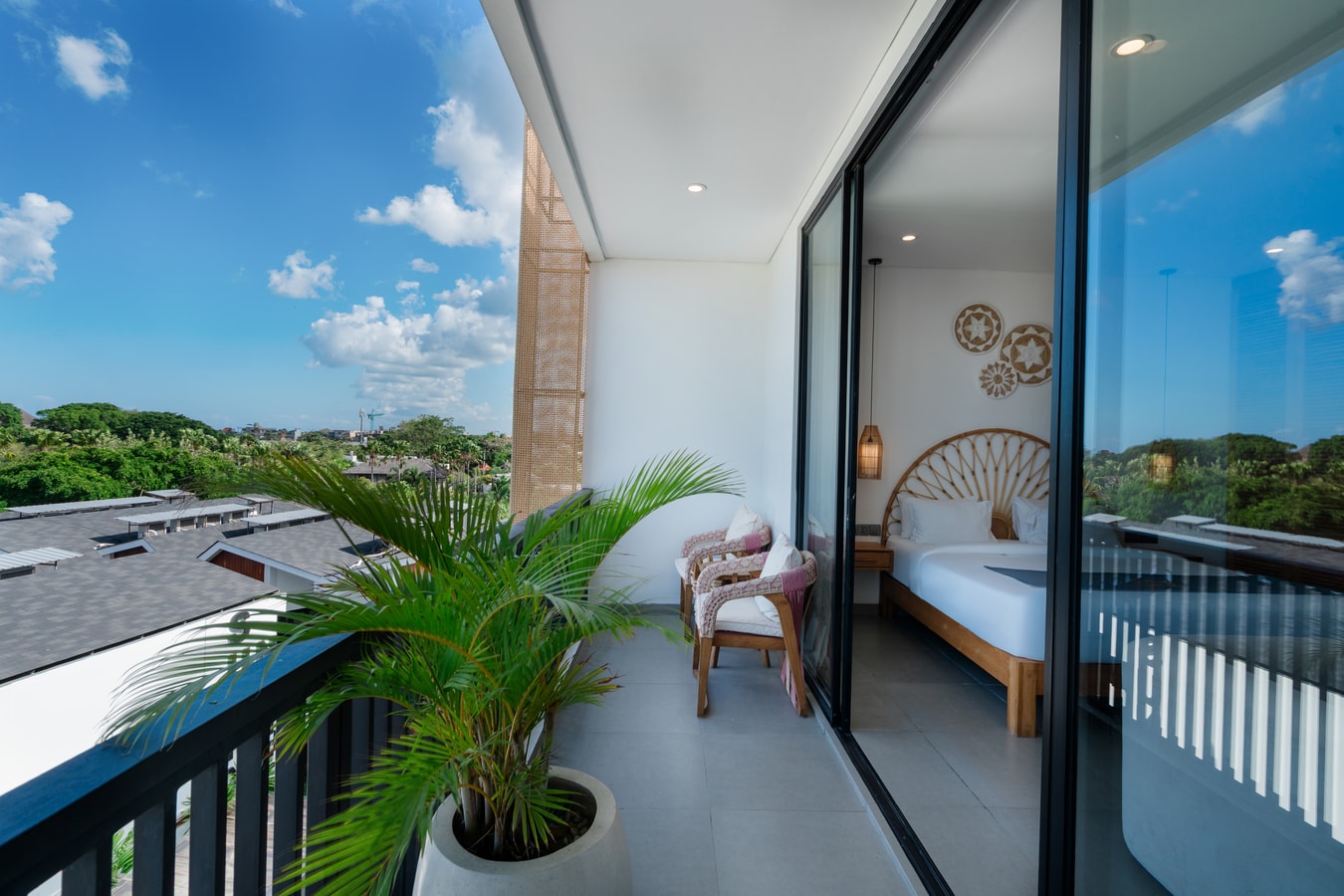 SB Ocean 409 - 1BR with Balcony and Pool, Canggu - Canggu, Bali — image 7