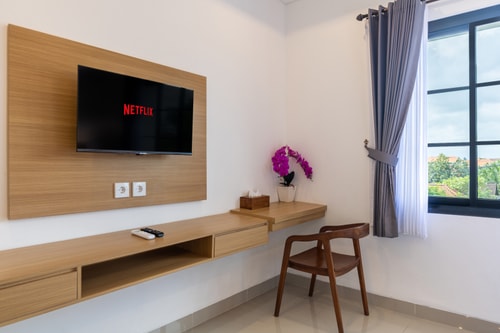 1BR Luxe Canggu Apart | Jalan Kaki ke Butterman & Pantai - Canggu, Bali — image 16