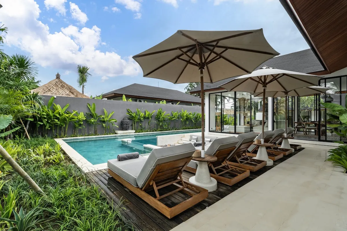 4 BR Tropical-Modern Pool Villa Ubud — 4BR Villa Rental in Ubud — image 17