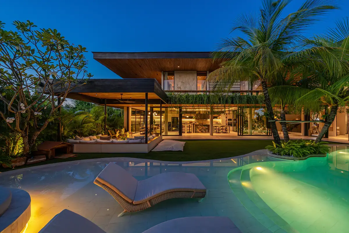 8 BR Tropical-Modern Cinema Estate Canggu — 8BR Estate Rental in Canggu — image 7