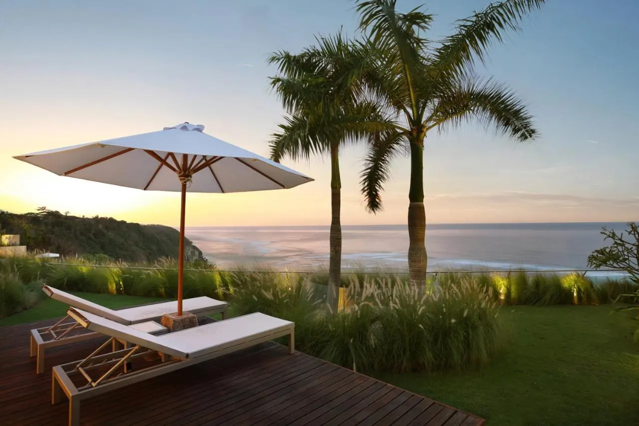 6 BR Sea-View Infinity-Pool Villa Uluwatu — 6BR Villa Rental in Uluwatu — image 12