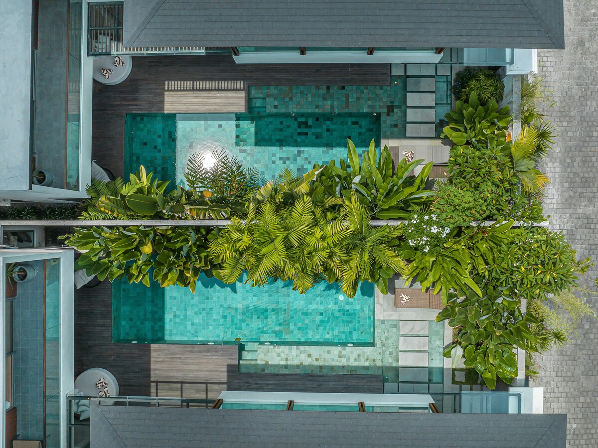 Villa Akar & Daun — 8BR Villa Rental in Canggu — image 1