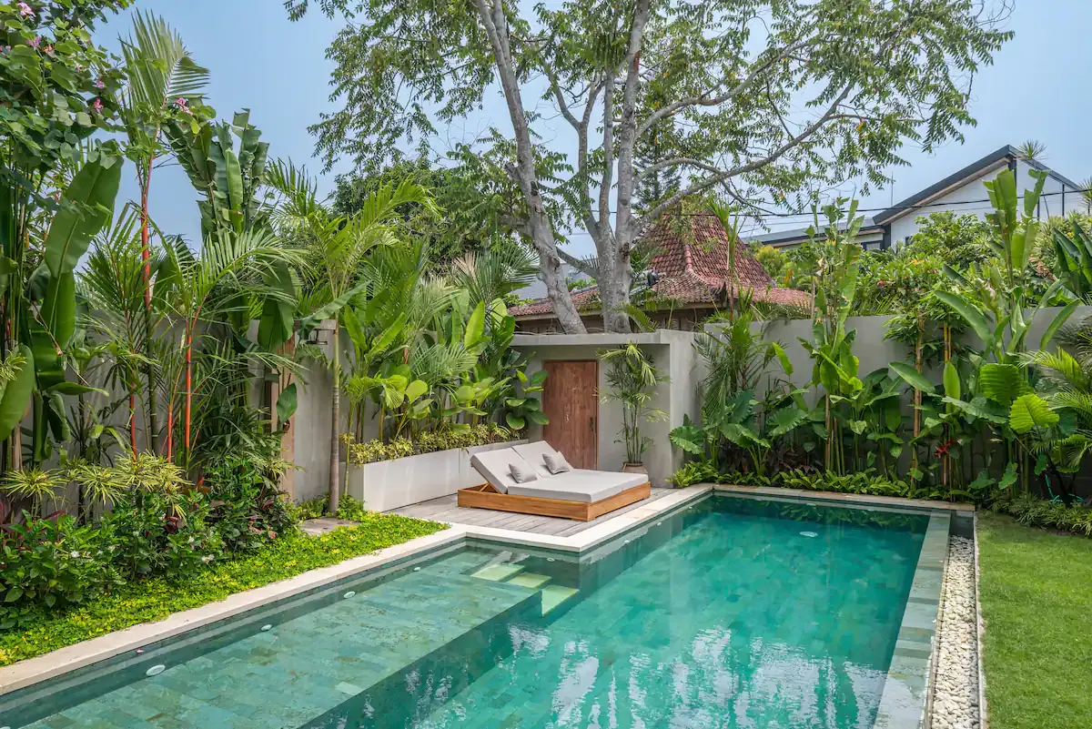 4 BR Tropical-Modern Fully Staffed Residence Canggu — 4BR Residence Rental in Canggu — image 5