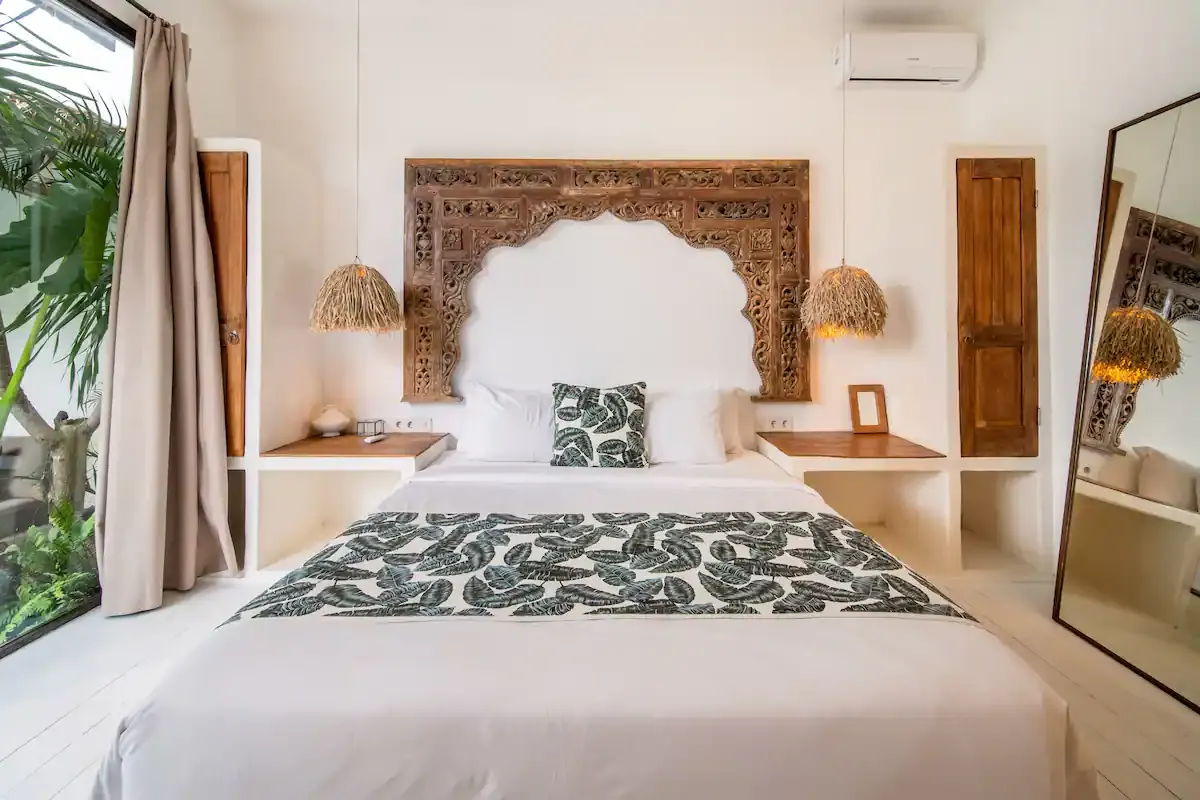 6 BR Group Open-Air Retreat Canggu — 6BR Villa Rental in Canggu — image 15