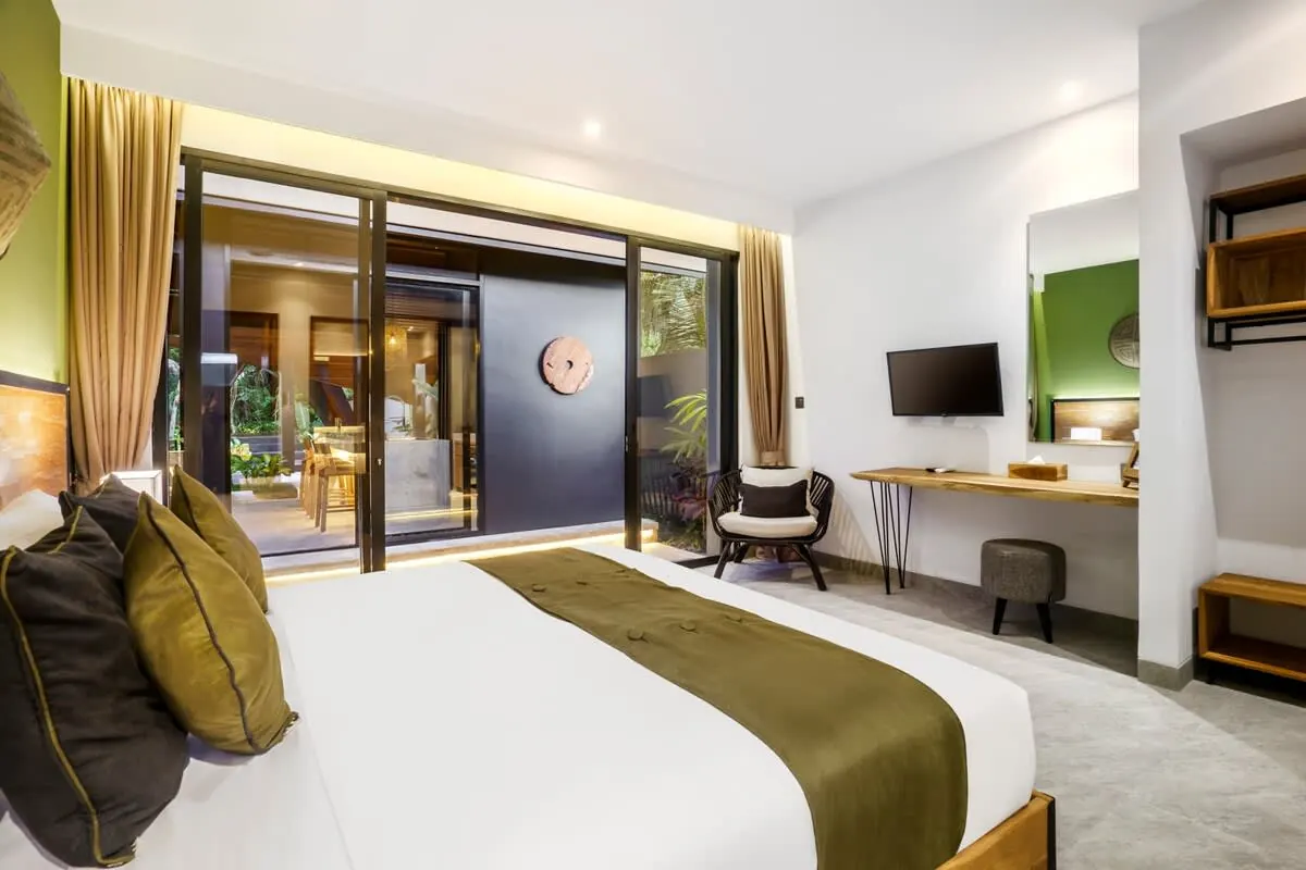 5 BR Designer Tropical Garden Villa Ubud — 5BR Villa Rental in Ubud — image 16