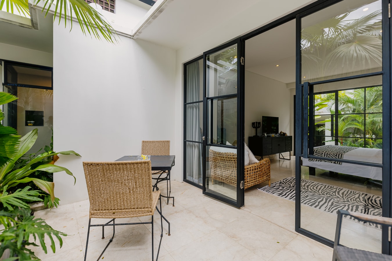 Martini 1BR Serene Suites, Nature Concept w/ Pool - Seminyak, Bali — image 19