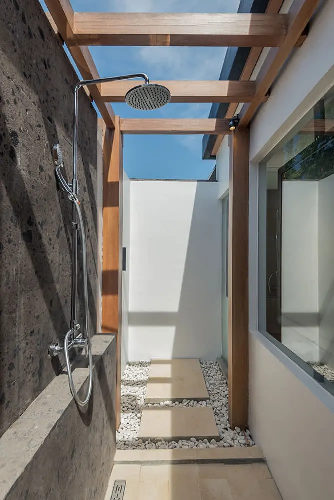 4 BR Rice-Field Courtyard Villa Ubud — 4BR Villa Rental in Ubud — image 16