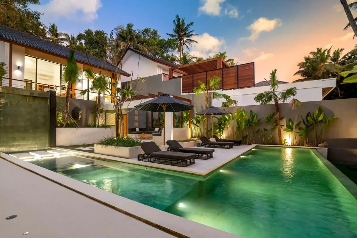 3 BR Tropical Garden Courtyard House Ubud — 3BR House Rental in Ubud — image 9