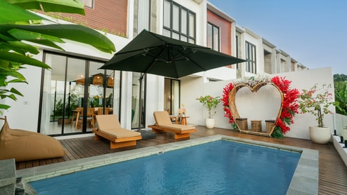 2BR Designer Seminyak | Pool & Near Cafes - Canggu, Bali — image 10