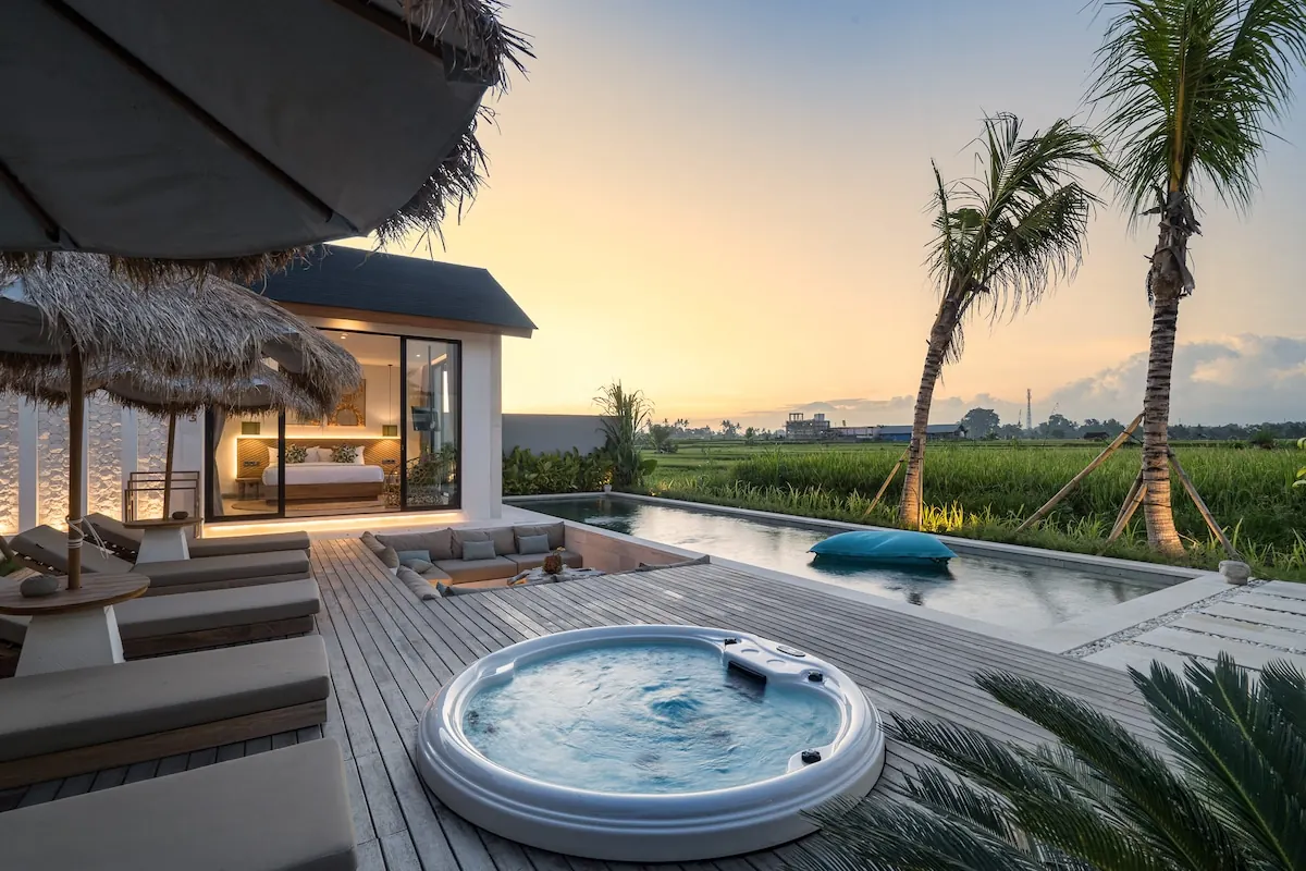 3 BR Rice-Field Tropical-Modern Villa Ubud — 3BR Villa Rental in Ubud — image 2