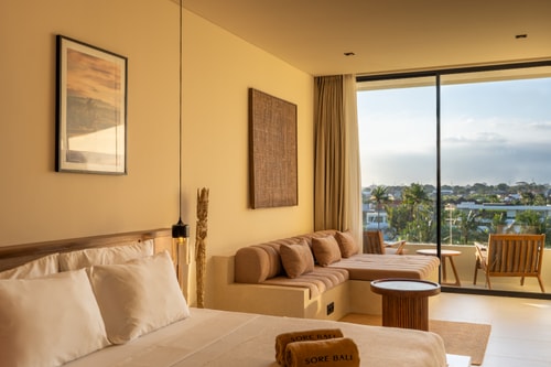 1BR Canggu near Pererenan Beach & Sunset Balcony - Canggu, Bali — image 1