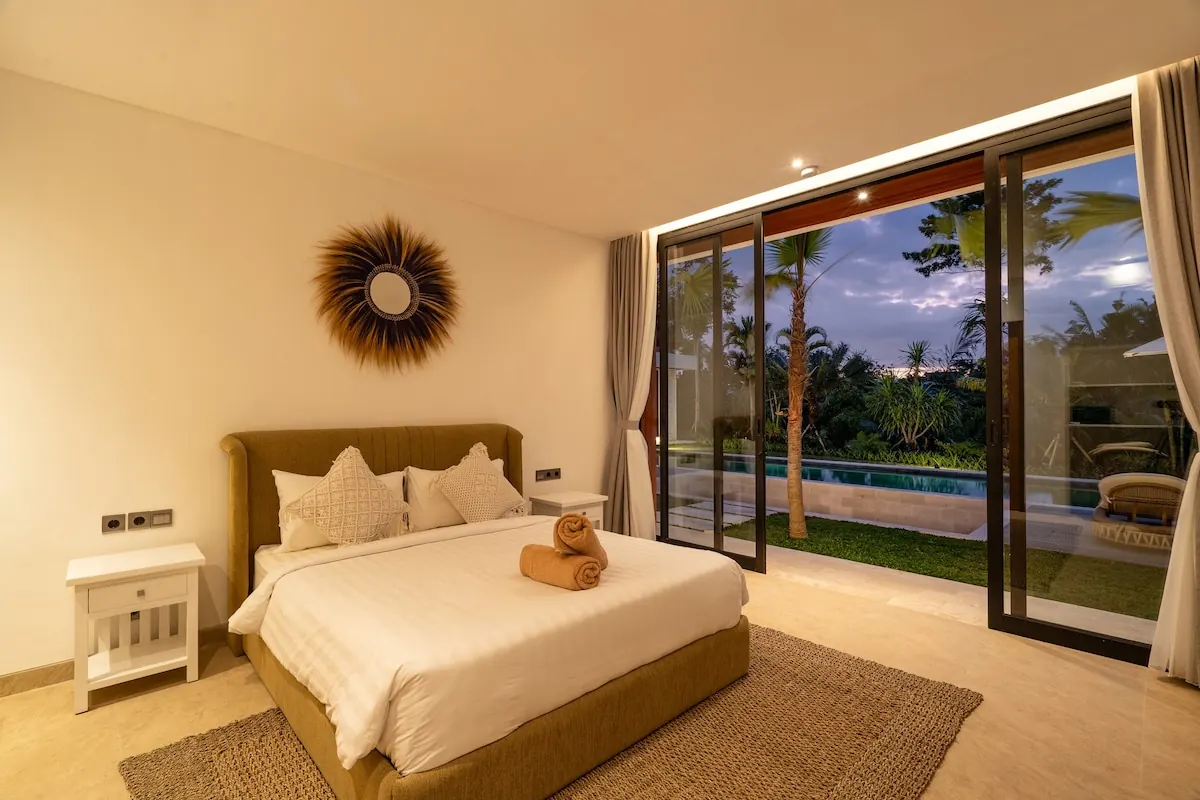 6 BR Padel Tropical Garden Villa Ubud — 6BR Villa Rental in Ubud — image 18