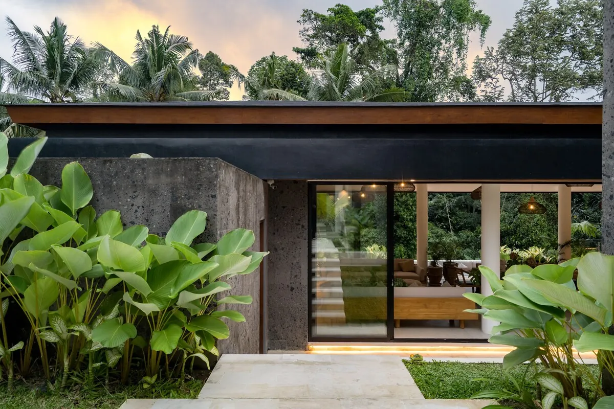 6 BR Stone Jungle-View Retreat Ubud — 6BR Villa Rental in Ubud — image 8