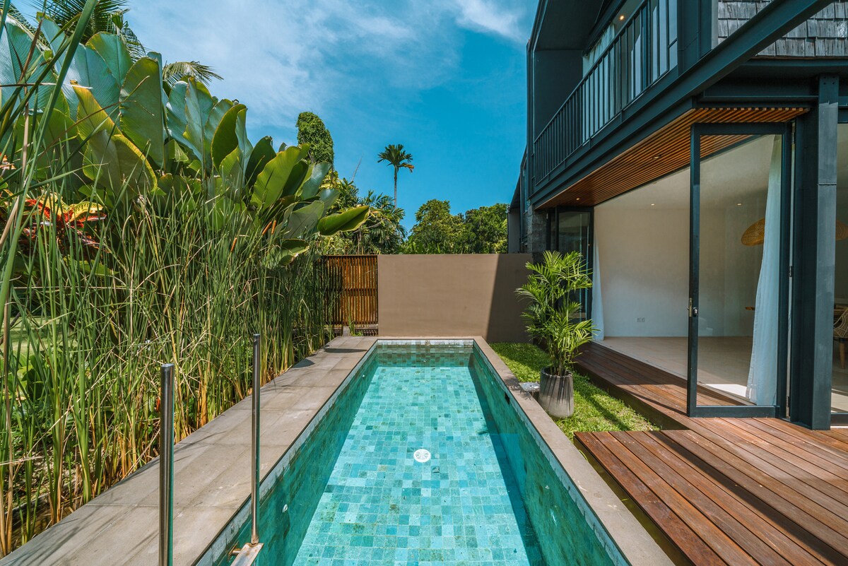 Villa RIZR — 3BR Villa Rental in Canggu — image 1