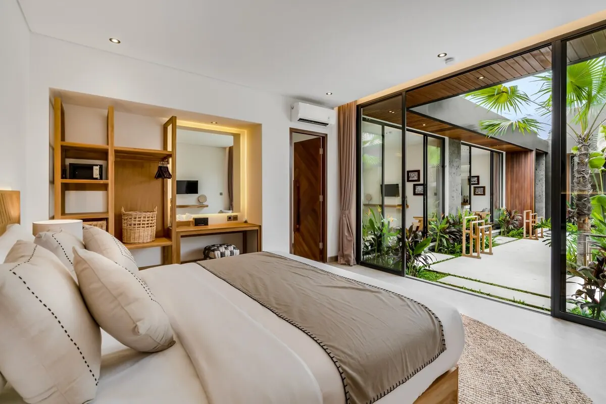 6 BR Infinity-Pool Jungle-View Retreat Ubud — 6BR Villa Rental in Ubud — image 18