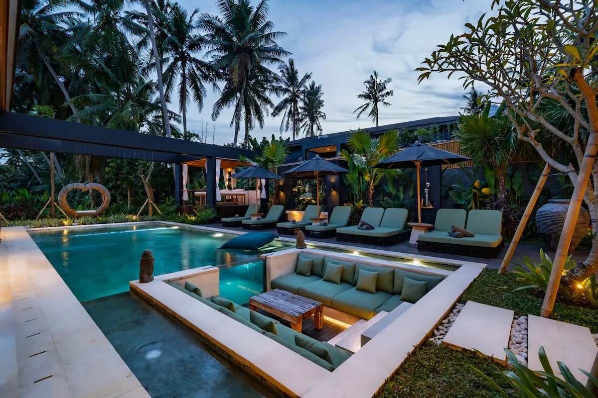 4 BR Tropical-Modern Garden Villa Ubud — 4BR Villa Rental in Ubud — image 15