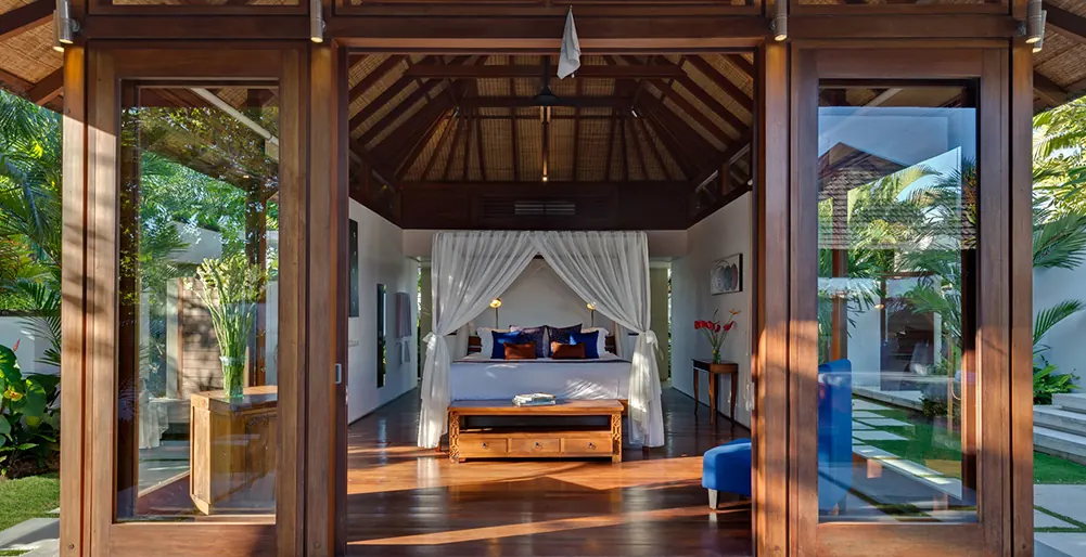 9 BR Contemporary Tropical Garden Estate Canggu — 9BR Estate Rental in Canggu — image 13