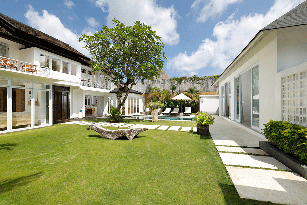 Villa Swarna in Seminyak — image 1