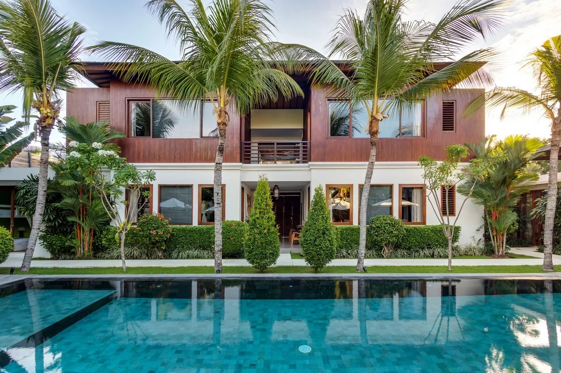 6BR Private Villa in Central Seminyak – Walk to Eat Street, 12m Pool, Breakfast Included – BVI10009 — image 5