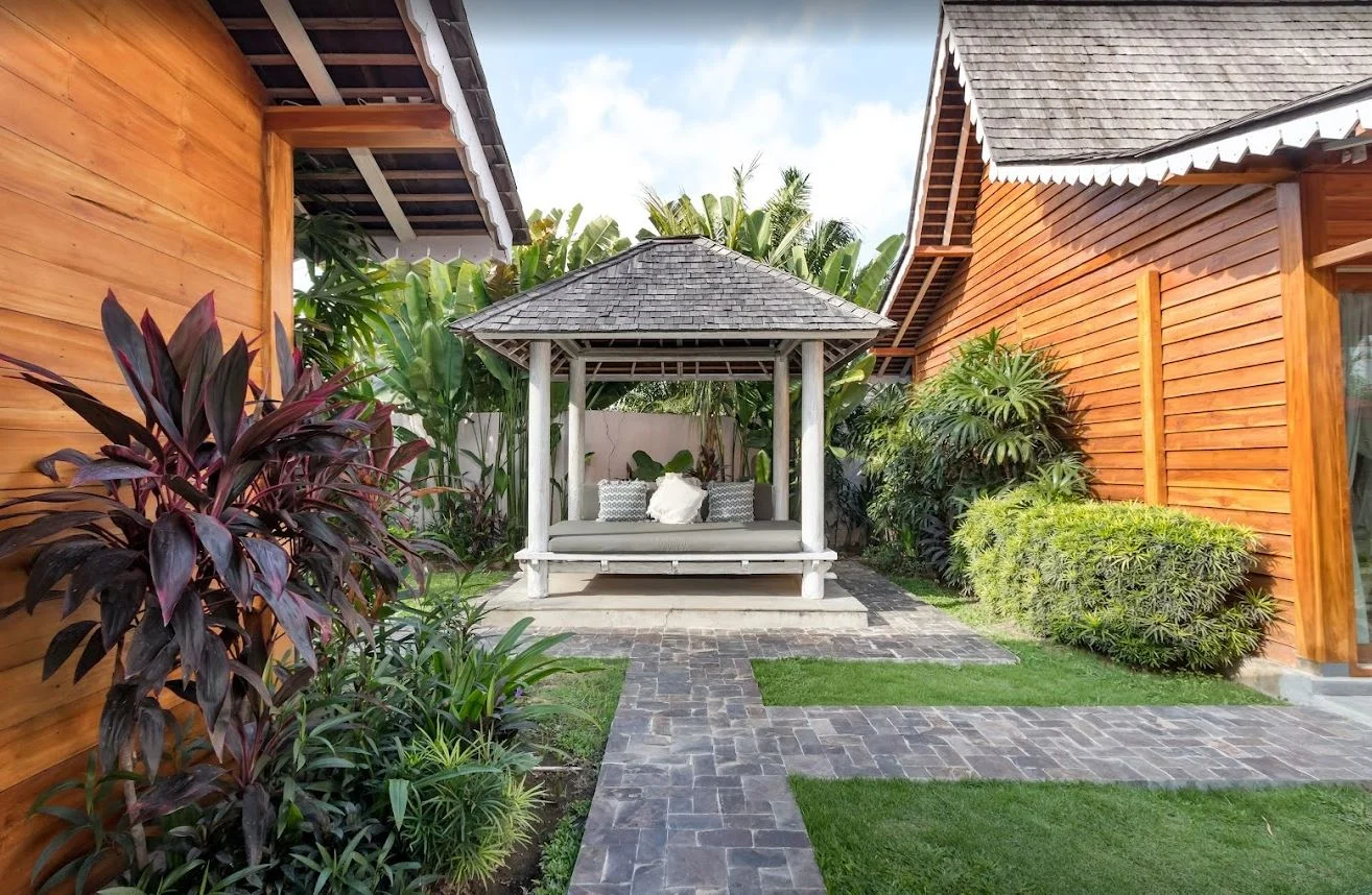 Tranquil Joglo- 4bed Style Villa in Kerobokan – Balinese Charm with Modern Luxury — image 5