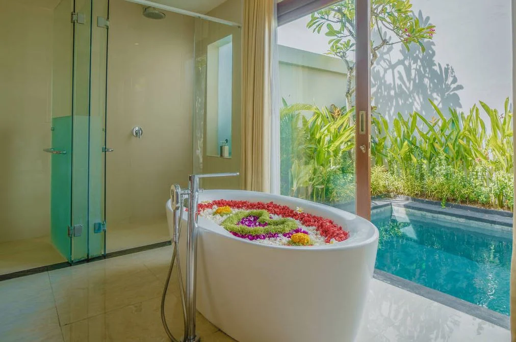 Romantic 1BR Villa in Kuta–Seminyak – Private Pool & Total Privacy — image 11