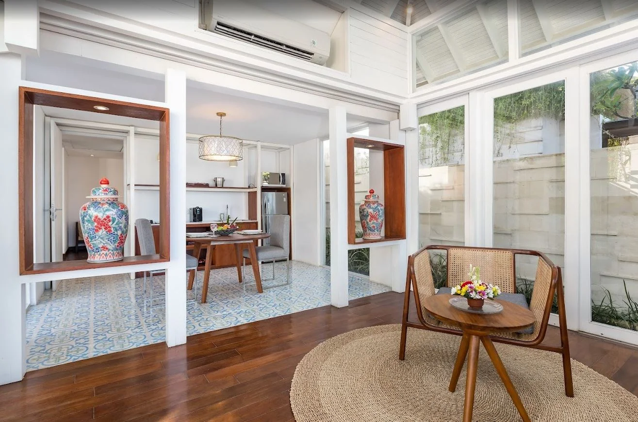 Beachfront 1-Bedroom Villa with Infinity Pool – Batu Belig, Seminyak — image 17