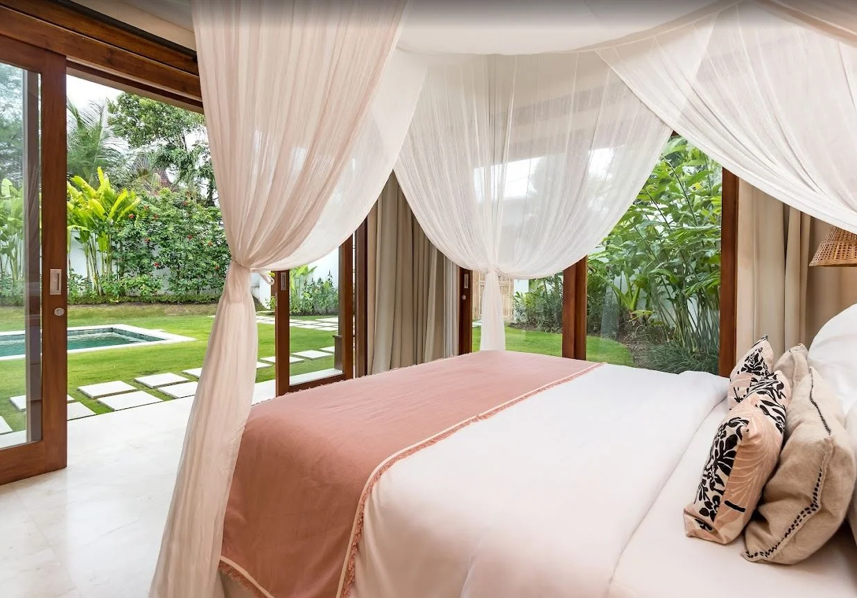 Tranquil 4-Bedroom Villa in Kerobokan — Your Private Island Getaway Awaits — image 13