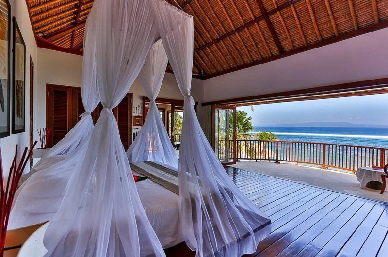 Villa Candidasa BVI41048 – Charming 4-Bedroom Seafront Luxury Villa with Tropical Design in Candidasa, Bali — image 15