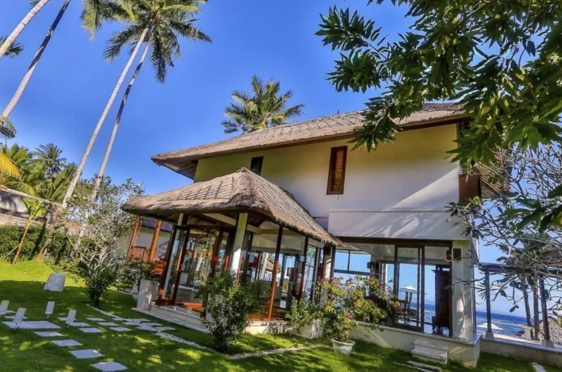 Villa Candidasa BVI41048 – Charming 4-Bedroom Seafront Luxury Villa with Tropical Design in Candidasa, Bali — image 19