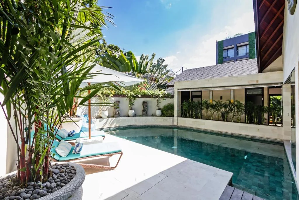 Private 3-Bedroom Villa in Canggu – Luxury, Privacy & Steps from Berawa Beach — image 7