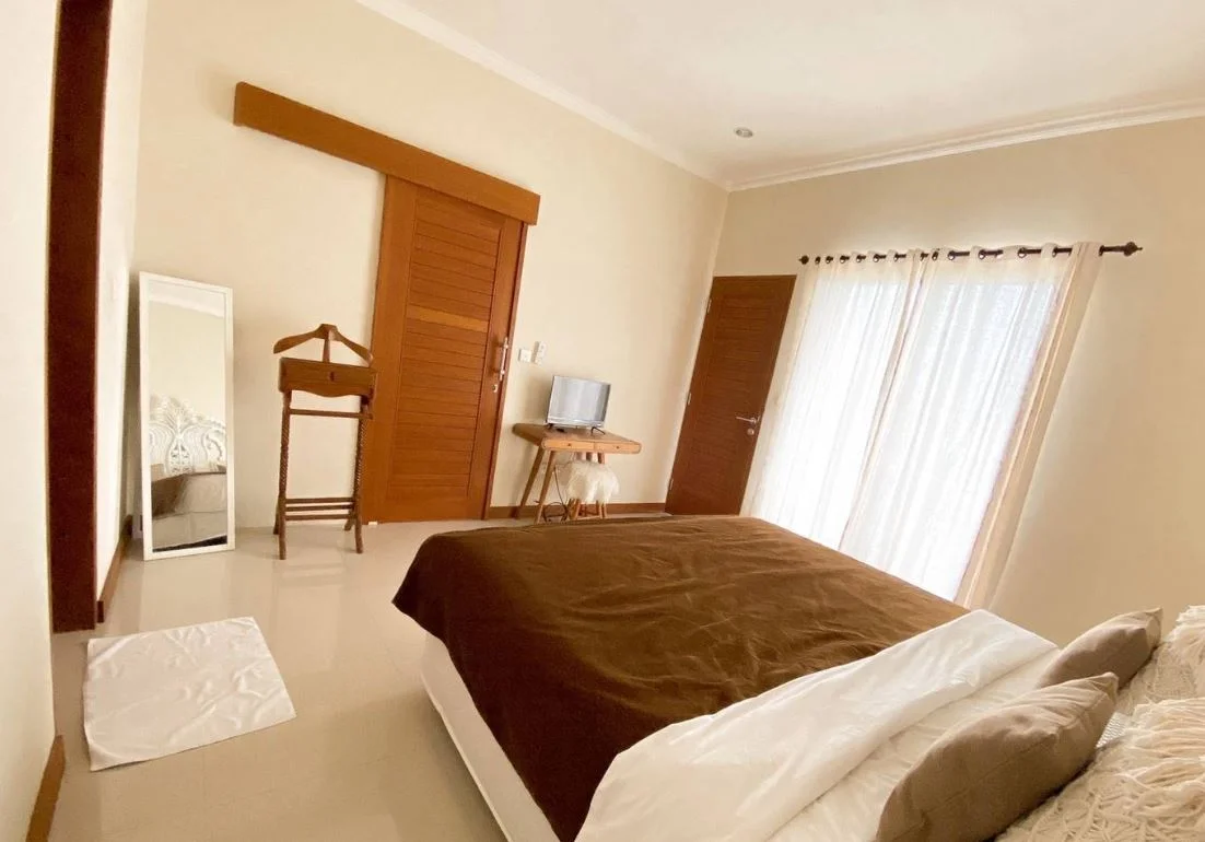 3-Bedroom Private Villa with Pool – Quiet Escape Near Canggu & Seminyak — image 6