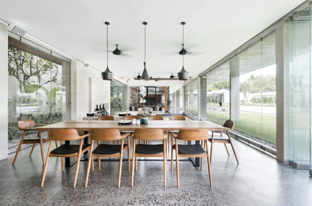 Luxury 5-Bedroom Villa with Infinity Pool in Petitenget – Stylish, Family-Friendly Retreat — image 9