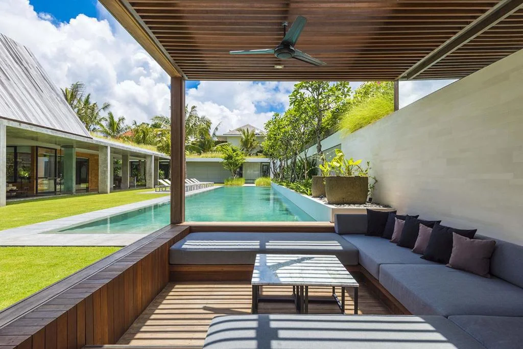 Luxury 5-Bedroom Villa with Infinity Pool in Petitenget – Stylish, Family-Friendly Retreat — image 11
