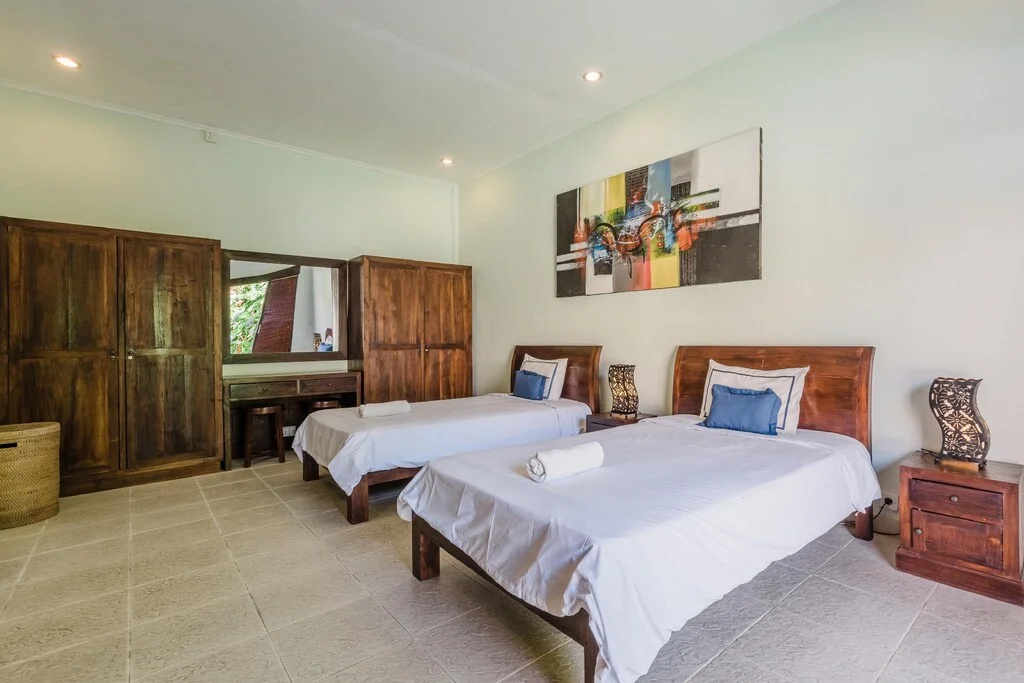 Spacious 5-Bedroom Villa in Central Seminyak – Perfect for Families & Groups — image 4
