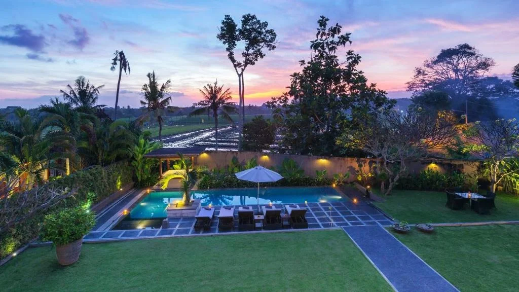 3-Bedroom Private Villa in Canggu – Peaceful Rice Field Views & Spacious Garden — image 8