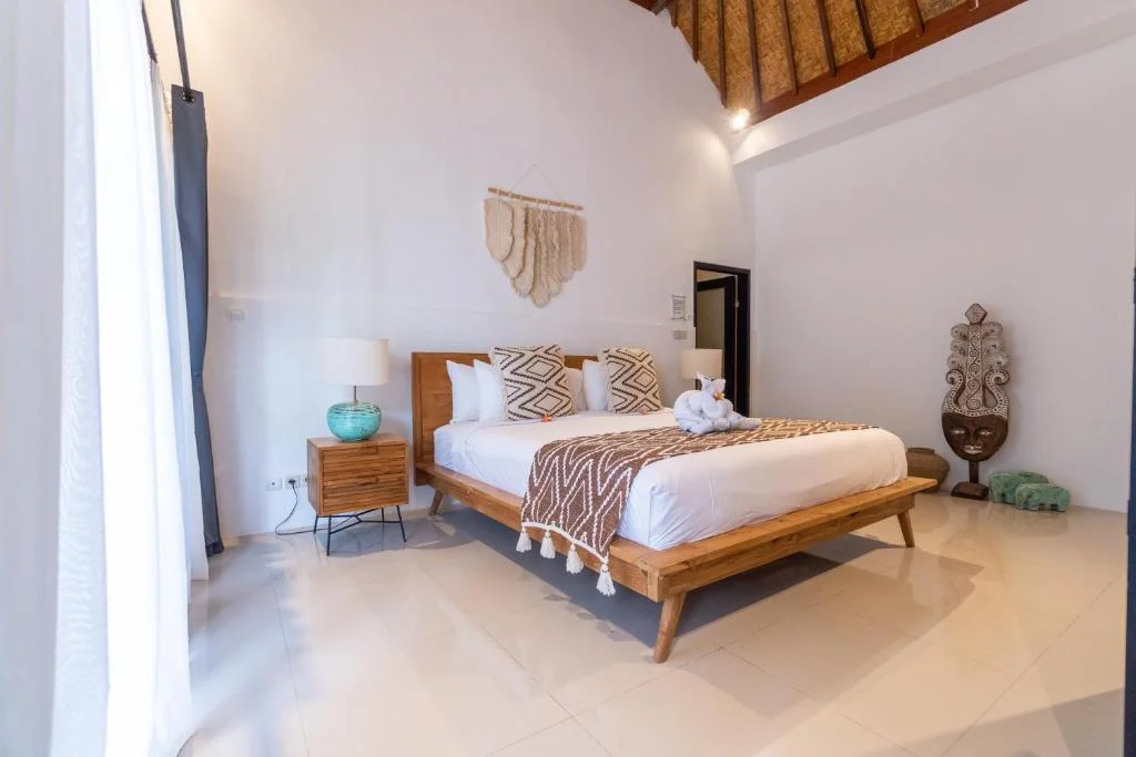 Modern 3-Bedroom Villa in Central Seminyak – Walk to Everything — image 17