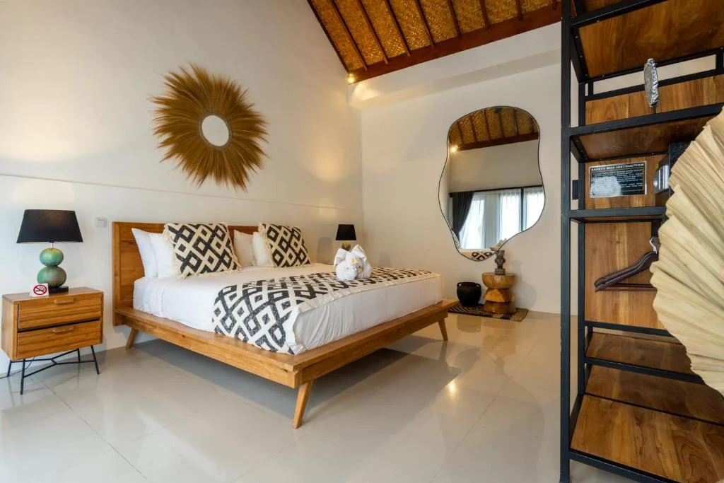 Modern 3-Bedroom Villa in Central Seminyak – Walk to Everything — image 16